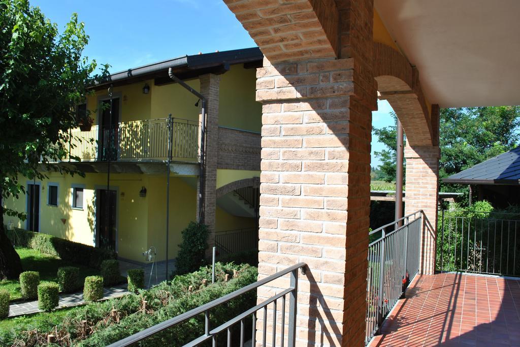 Fondo Brugarolo Villa Busnago Bagian luar foto